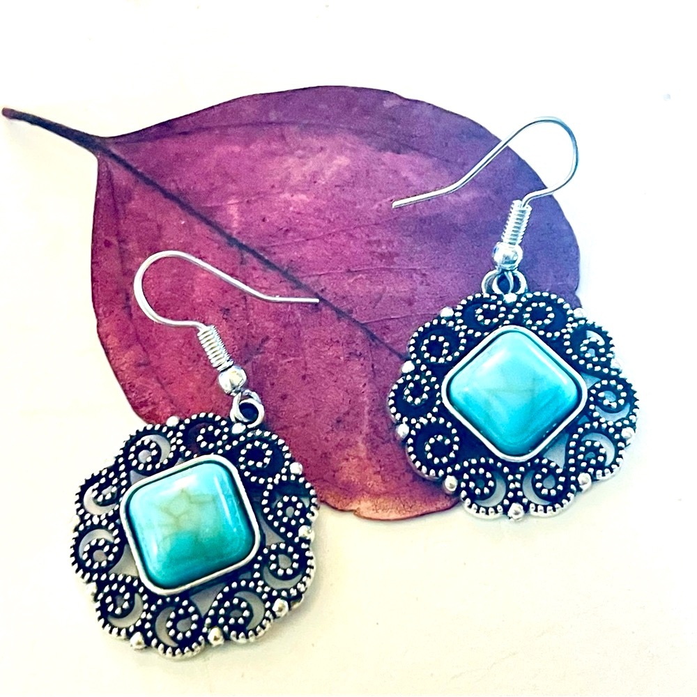 New Handmade Blue Natural Larimar Victorian Tibeten Silver Dangle Earrings - Picture 2 of 9